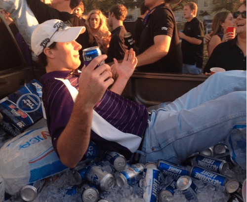 30 Lies Guys Tell in College
