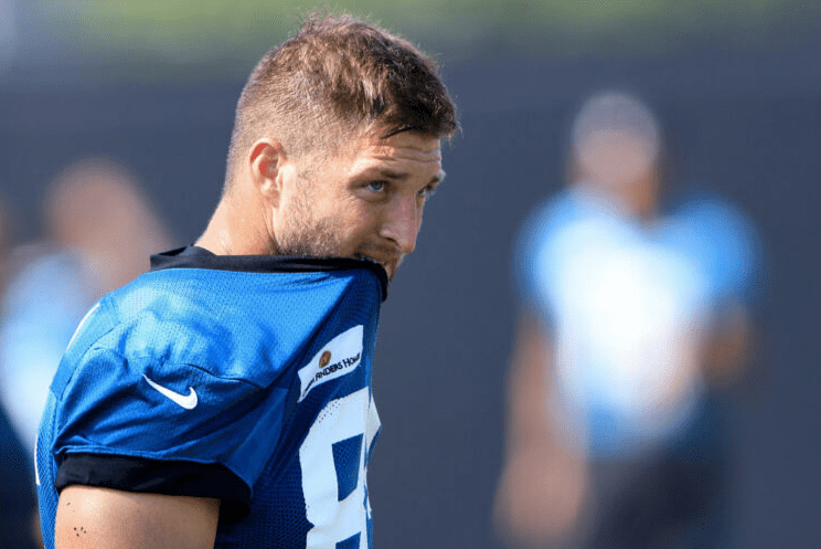 Tim Tebow Stopped Clutching His Pearls To Weigh In On Urban Meyer Being Down Bad