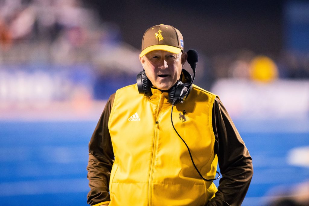 Bet $5 On Wyoming vs. Illinois & Get $200 Back Instantly