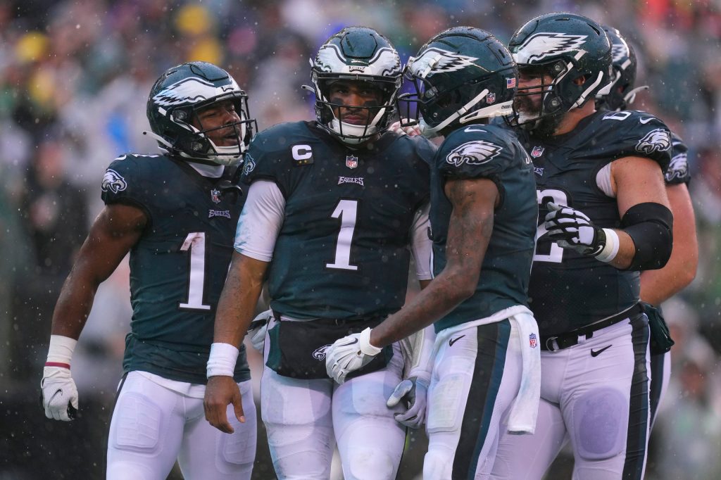 Bet $5 On The Eagles vs. The Steelers & Get $200 If You Pick The Winner