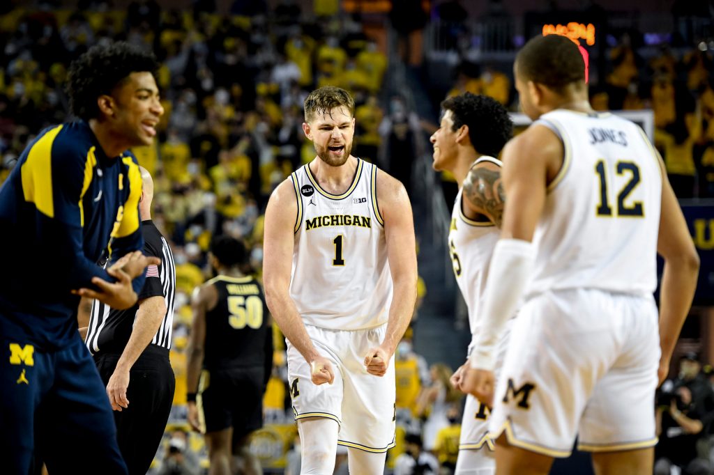 Bet $5 On Michigan vs. North Carolina & Get $150 Back If You Pick The Winner