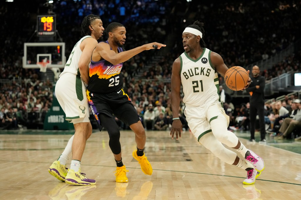 Bet $50 On The Suns vs. Bucks & Get Up To $1,111 In Bonus Bets