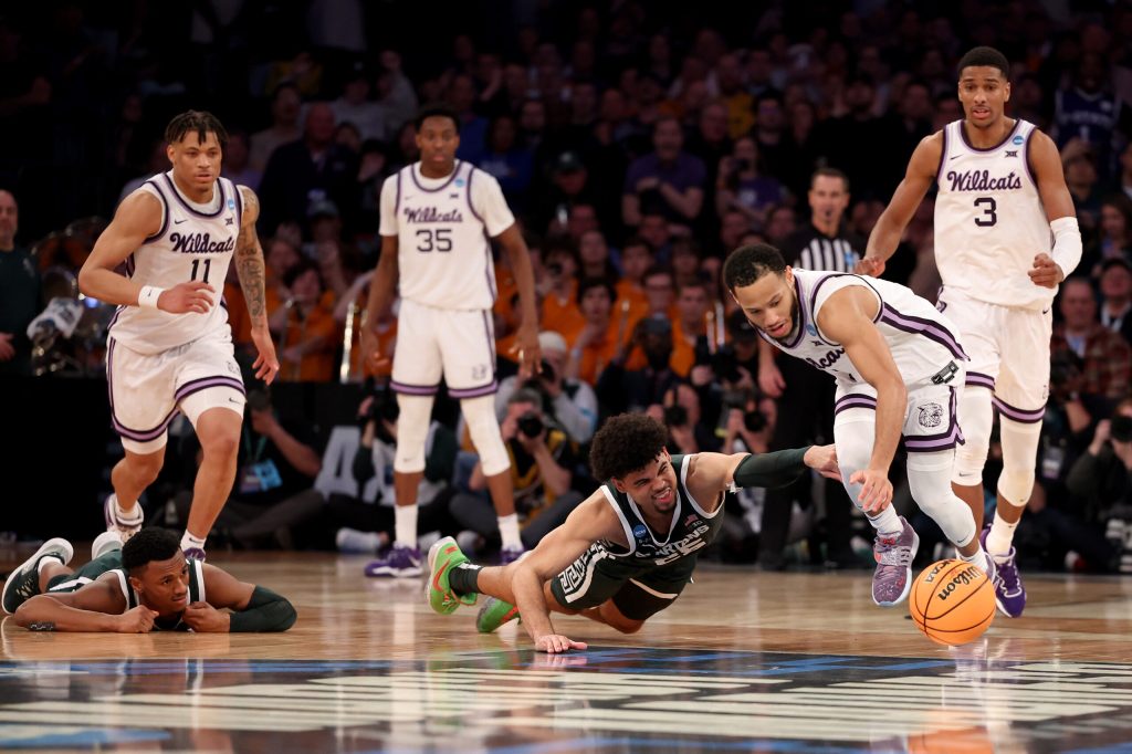 Bet $1 On Florida Atlantic vs. Kansas State & Get $365 In Bet Credits